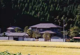 深谷の家